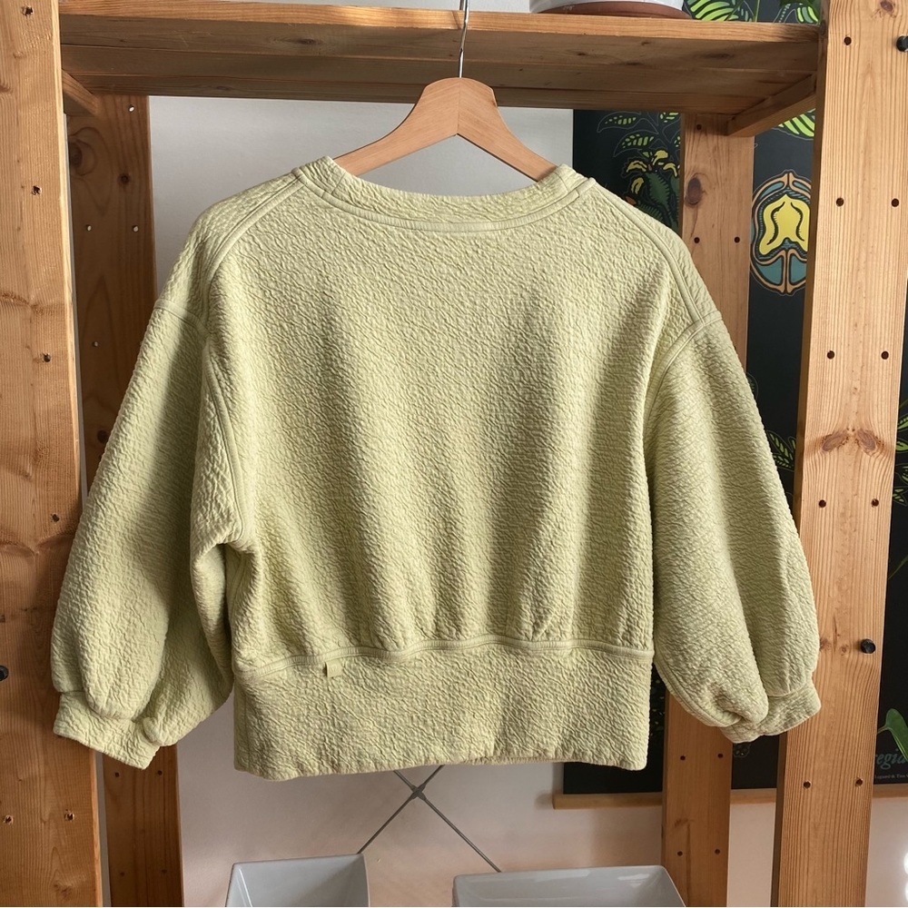 Lululemon Dew Green Textured Crewneck Pullover Sweatshirt 4 - Picture 7 of 15